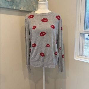Marled Women’s xl gray lip print sweater soft lightweight knit cropped cozy